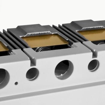 Автоматический выключатель ВА67-40 NM1-800/3P 630А 60кА