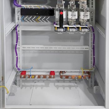 Инвентарное вводно-распределительное устройство ИВРУ-1-630 IP31  с УЧЕТОМ   , корпус1400(1700)х600(700)х400 мм  (ручка внутри, счетчик Меркурий 230)
