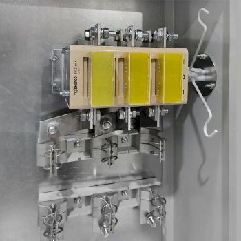 Ящик с рубильником-переключателем ЯРП11М771-32 УХЛ3 без ПН-2 (ЯРПП 400А  IP32)